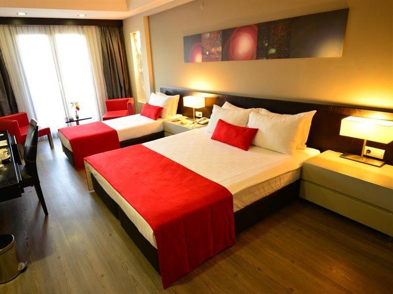 May Park Hotel İzmir Buitenkant foto